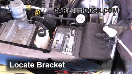 2001 chevy blazer battery size